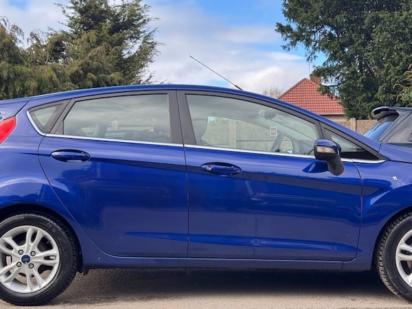Used Ford Fiesta 2015 for sale - 76333548: Photo 5