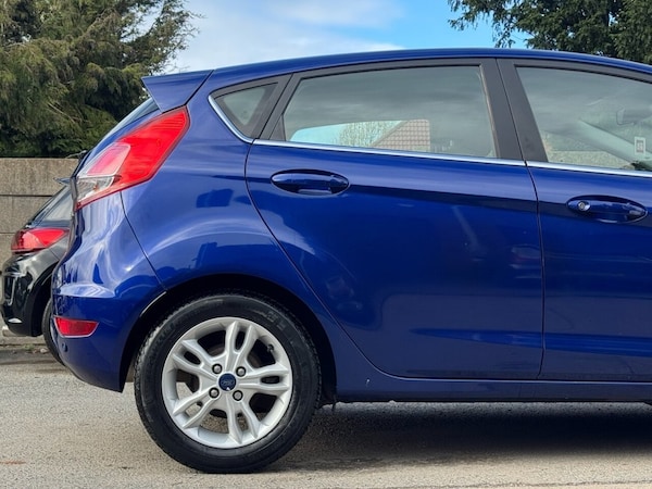 Used Ford Fiesta 2015 for sale - 76333548: Photo 6