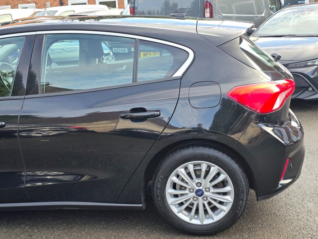 Used Ford Focus 2018 for sale - 76256109: Photo 17