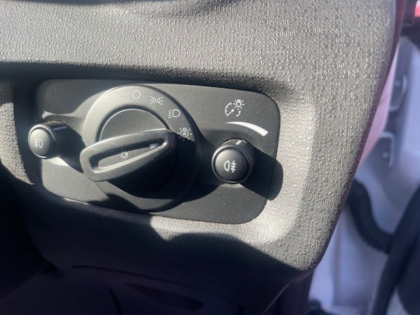 Used Ford Fiesta 2016 for sale - 76256058: Photo 29