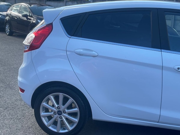 Used Ford Fiesta 2016 for sale - 76256058: Photo 7