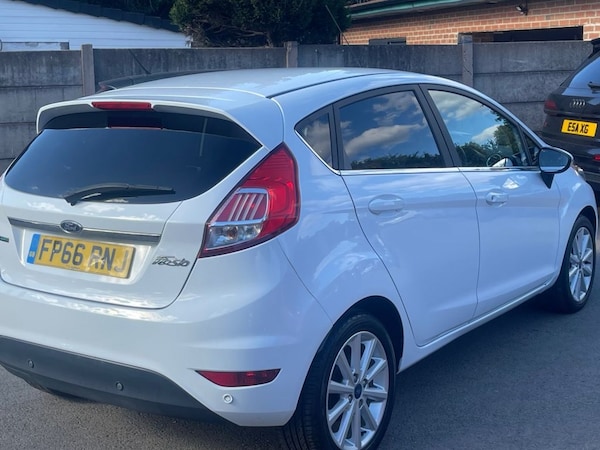 Used Ford Fiesta 2016 for sale - 76256058: Photo 9