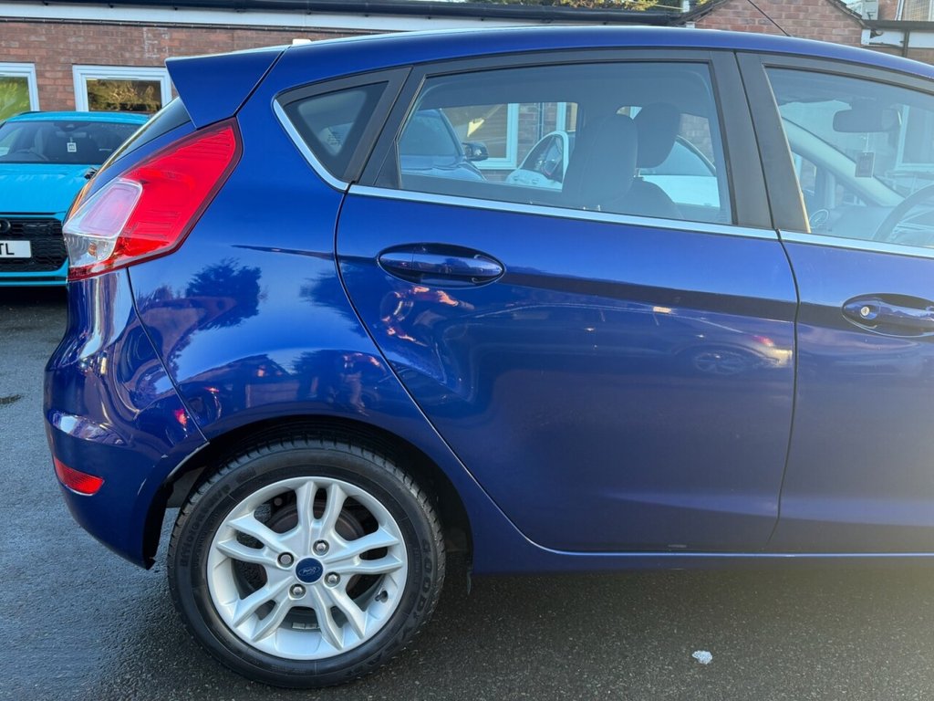 Used Ford Fiesta 2015 for sale - 76751230: Photo 22
