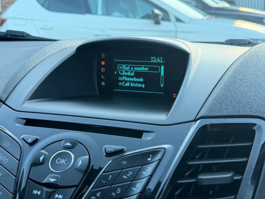 Used Ford Fiesta 2015 for sale - 76751230: Photo 32