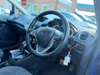 Used Ford Fiesta 2015 for sale - 76751230: Photo