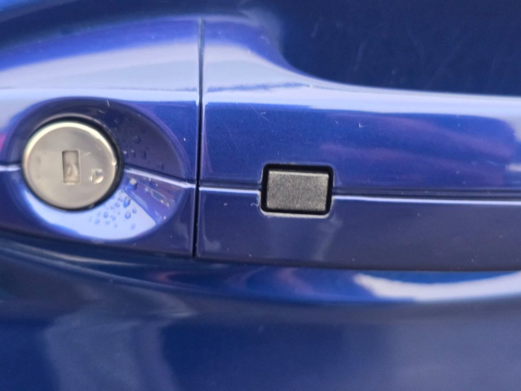 Used Ford Fiesta 2015 for sale - 77027537: Photo 25