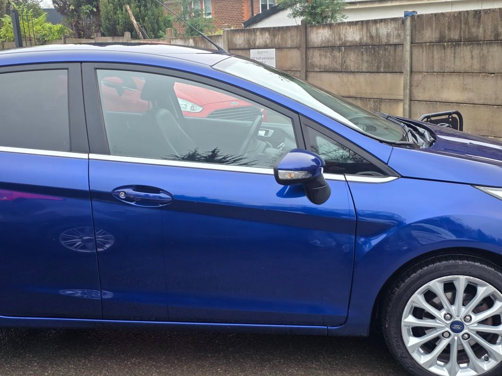 Used Ford Fiesta 2015 for sale - 77027537: Photo 7