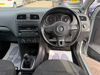 Used Volkswagen Polo 2014 for sale - 76260995: Photo 3