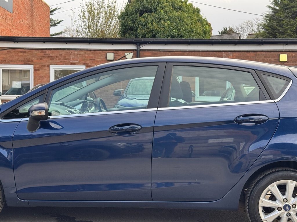 Used Ford Fiesta 2010 for sale - 76380091: Photo 11