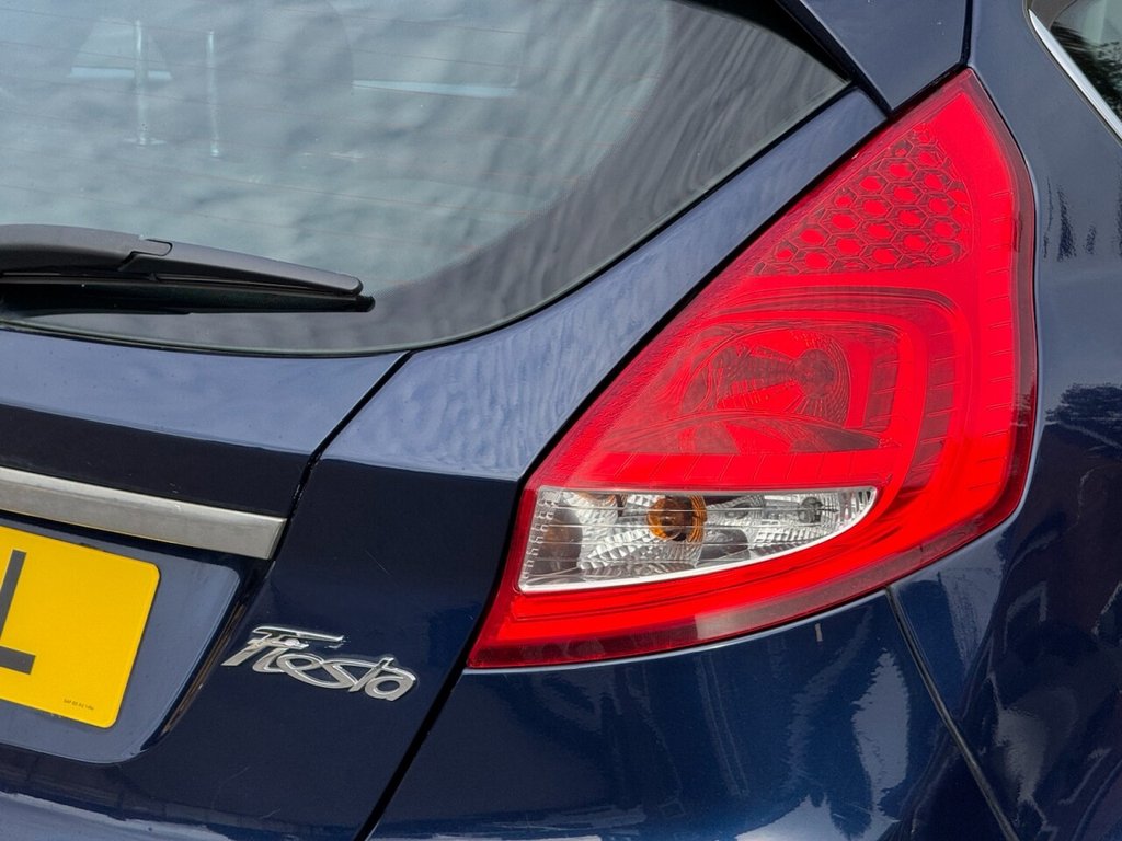 Used Ford Fiesta 2010 for sale - 76380091: Photo 40