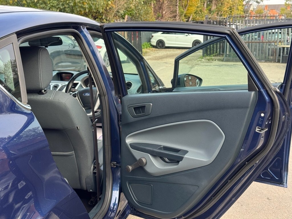 Used Ford Fiesta 2010 for sale - 76380091: Photo 45