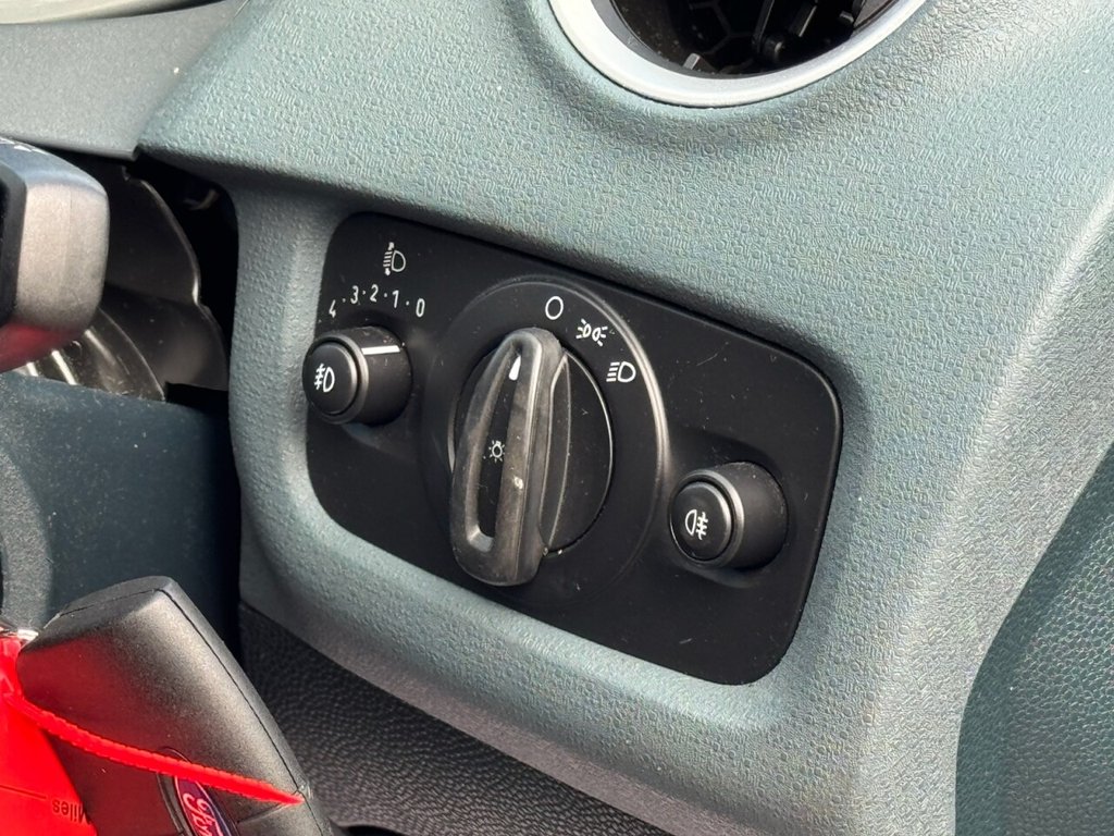 Used Ford Fiesta 2010 for sale - 76380091: Photo 48