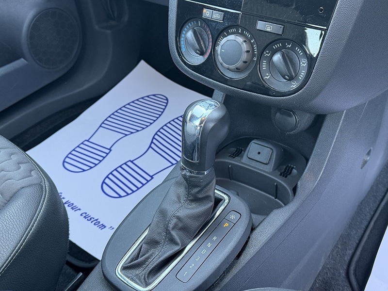 Used Vauxhall Corsa 2013 for sale - 77149346: Photo 30