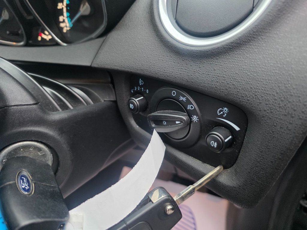 Used Ford Fiesta 2015 for sale - 76973724: Photo 24