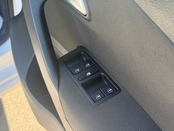 Used Volkswagen Polo 2012 for sale - 76261007: Photo 27