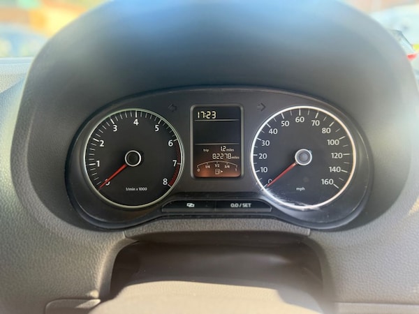 Used Volkswagen Polo 2012 for sale - 76261007: Photo 32