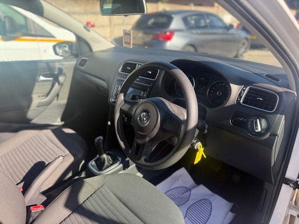 Used Volkswagen Polo 2012 for sale - 76261007: Photo 34