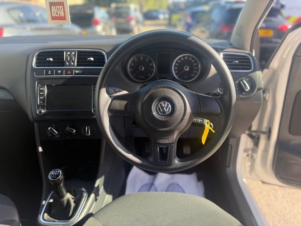 Used Volkswagen Polo 2012 for sale - 76261007: Photo 35