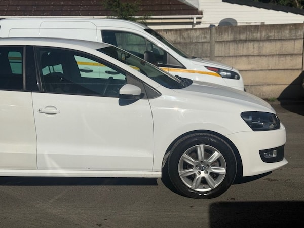 Used Volkswagen Polo 2012 for sale - 76261007: Photo 9
