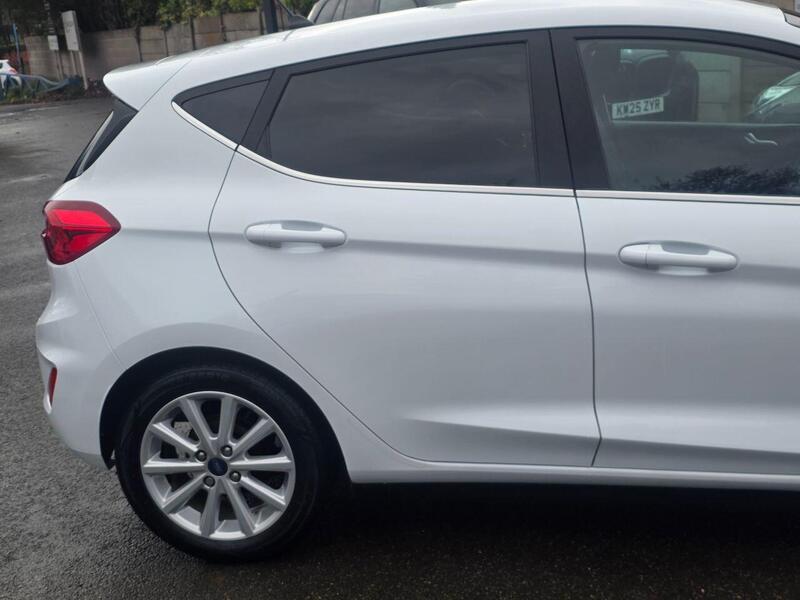 Used Ford Fiesta 2017 for sale - 77149435: Photo 10
