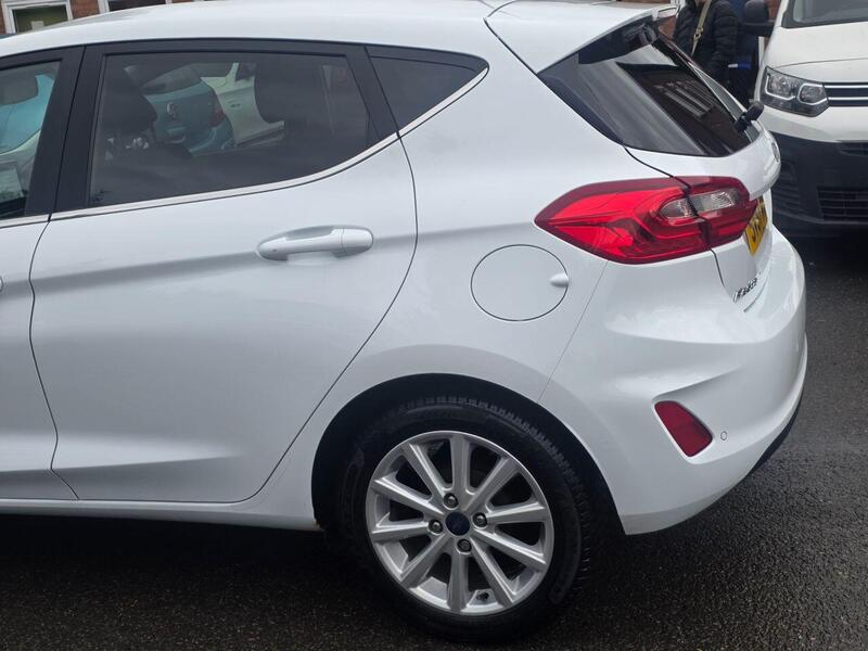 Used Ford Fiesta 2017 for sale - 77149435: Photo 19