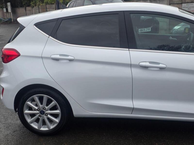 Used Ford Fiesta 2017 for sale - 77149435: Photo 9