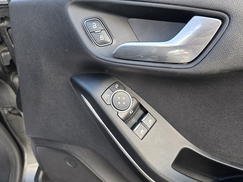 Used Ford Fiesta 2018 for sale - 77264038: Photo 35