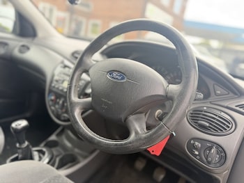 Used Ford Focus 2004 for sale - 78714015: Photo
