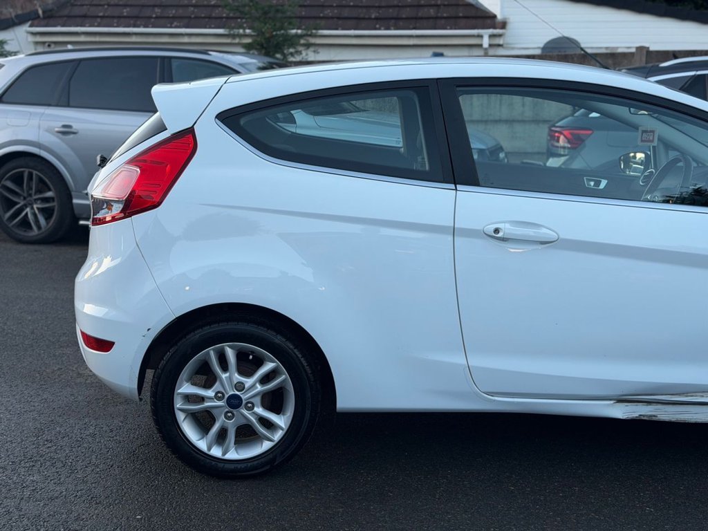 Used Ford Fiesta 2015 for sale - 76698615: Photo 13