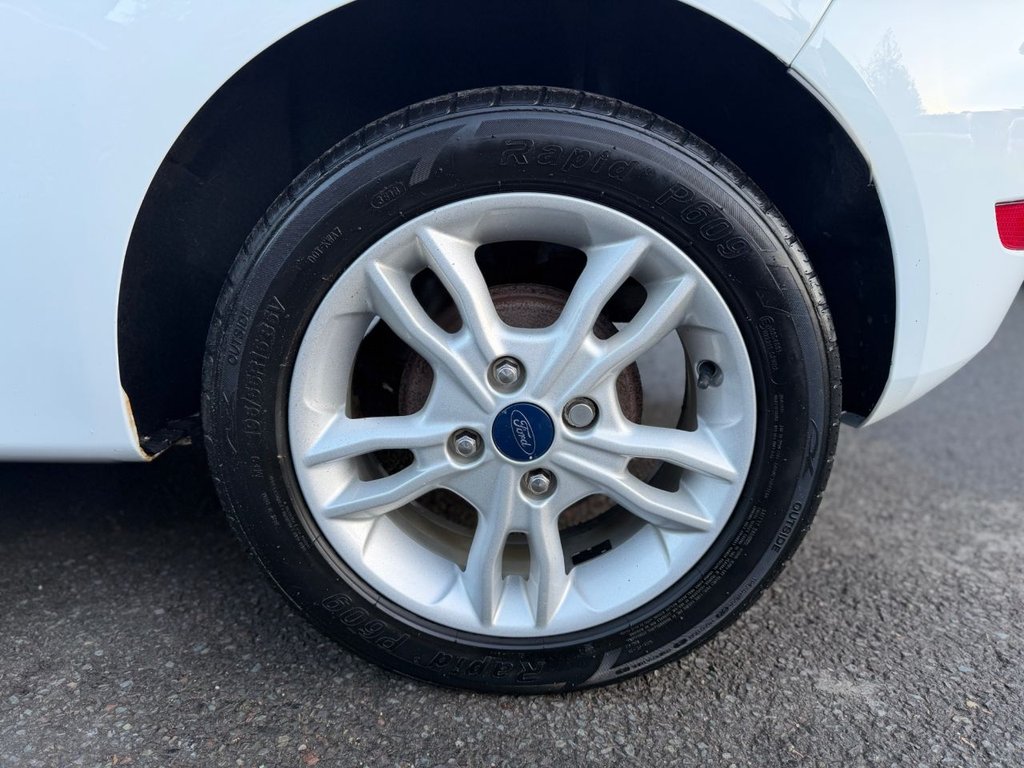 Used Ford Fiesta 2015 for sale - 76698615: Photo 43