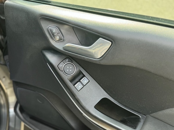 Used Ford Fiesta 2019 for sale - 76255984: Photo 39