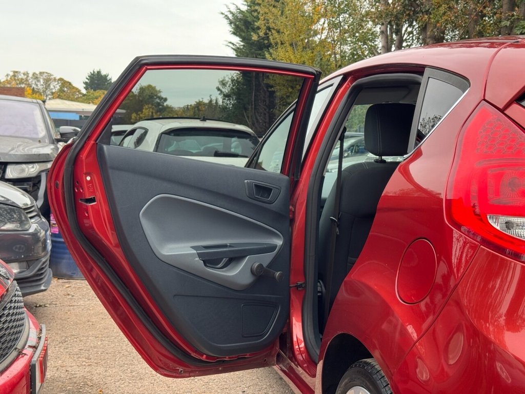 Used Ford Fiesta 2009 for sale - 76848128: Photo 24