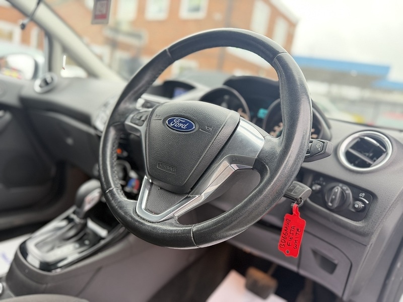 Used Ford Fiesta 2016 for sale - 77850900: Photo 3