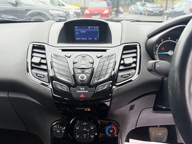 Used Ford Fiesta 2016 for sale - 77850900: Photo 35