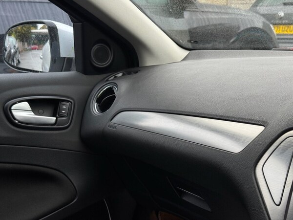 Used Ford Mondeo 2008 for sale - 76266898: Photo 28