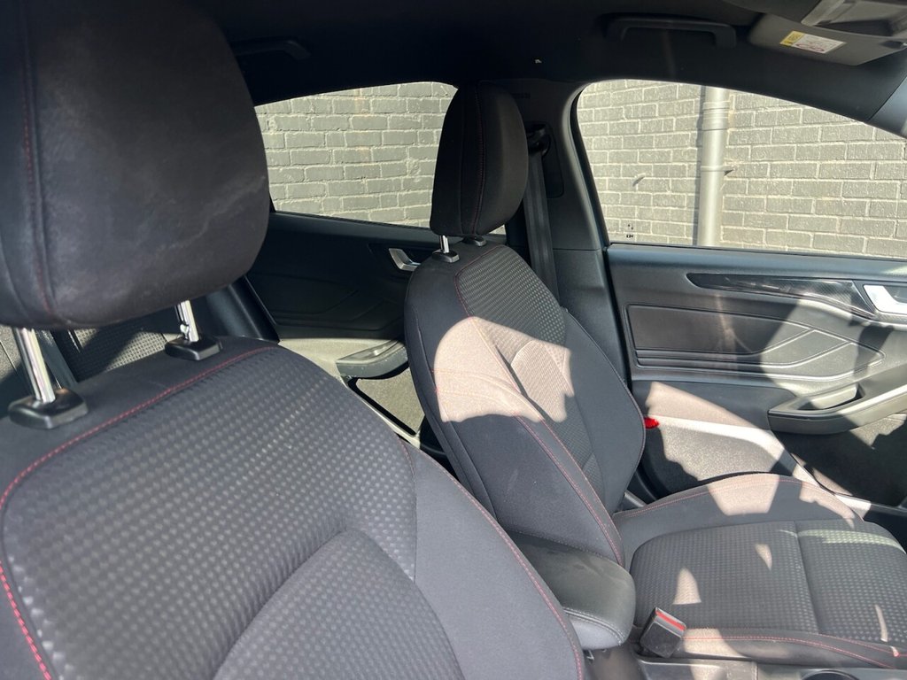 Used Ford Focus 2021 for sale - 76841071: Photo 28