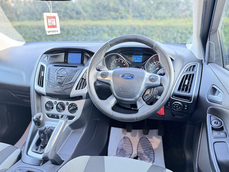 Used Ford Focus 2011 for sale - 77227888: Photo 11