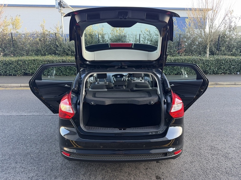 Used Ford Focus 2011 for sale - 77227888: Photo 15