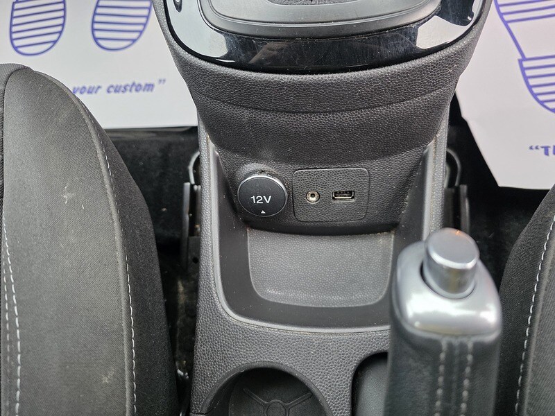Used Ford Fiesta 2015 for sale - 77632242: Photo 33