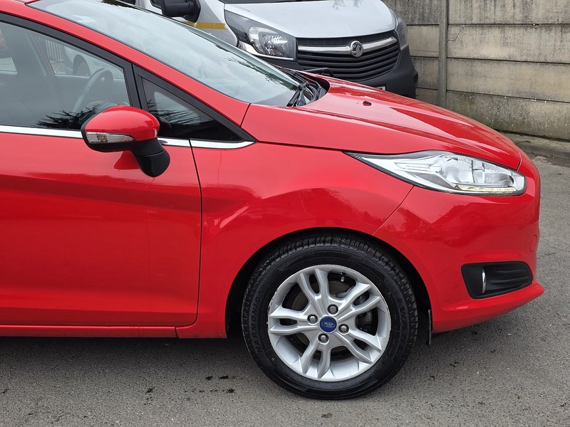 Used Ford Fiesta 2015 for sale - 77632242: Photo 4
