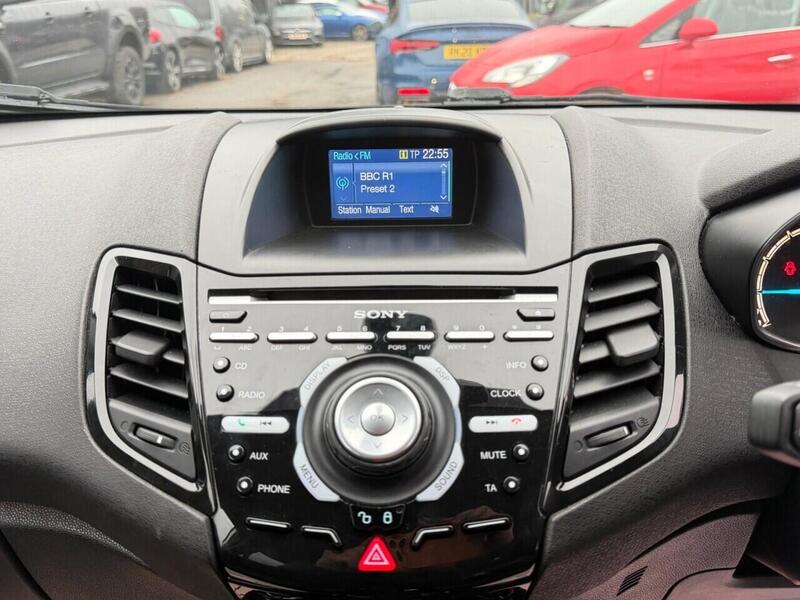 Used Ford Fiesta 2016 for sale - 77149440: Photo 32