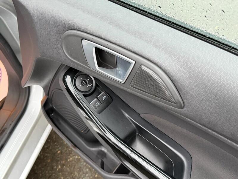 Used Ford Fiesta 2016 for sale - 77149440: Photo 39