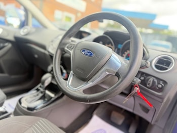 Used Ford Fiesta 2014 for sale - 79587716: Photo
