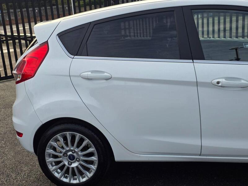 Used Ford Fiesta 2014 for sale - 77149454: Photo 10