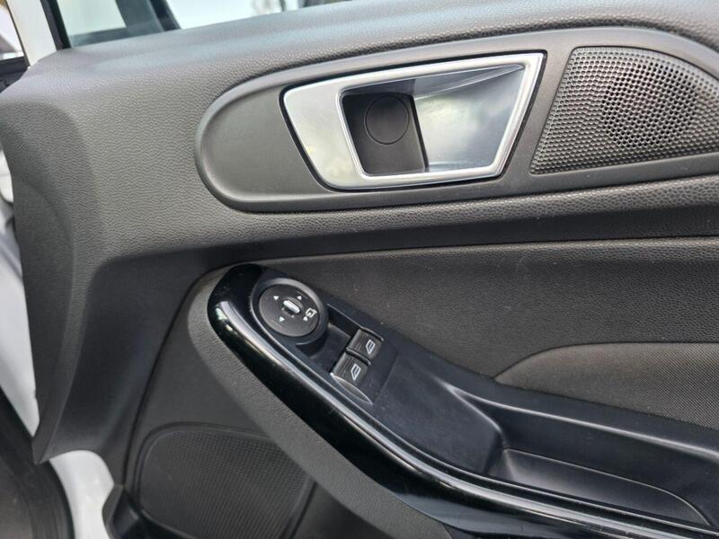 Used Ford Fiesta 2014 for sale - 77149454: Photo 31