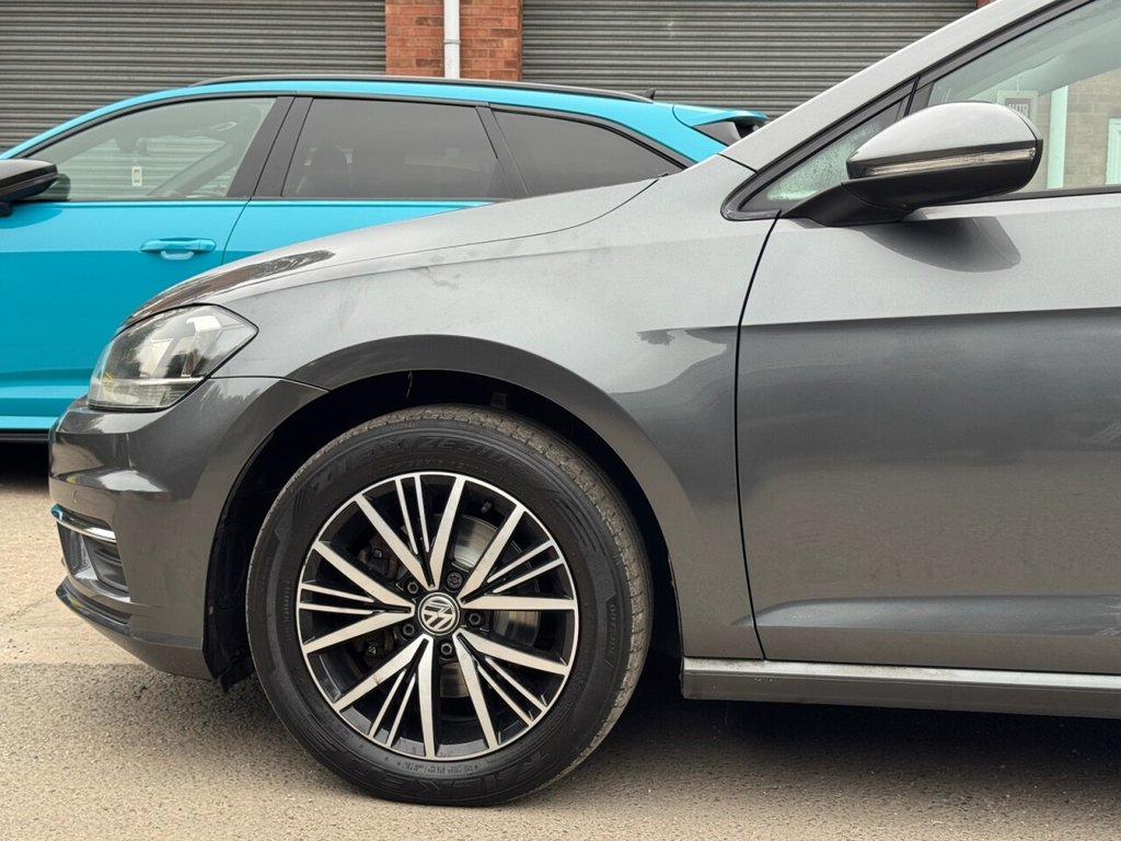 Used Volkswagen Golf 2017 for sale - 76724323: Photo 11