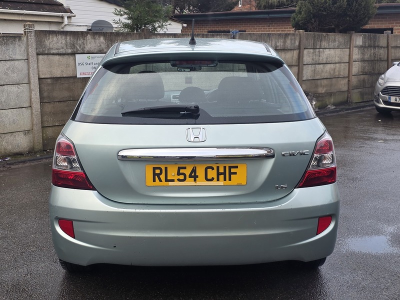 Used Honda Civic 2005 for sale - 77172767: Photo 15