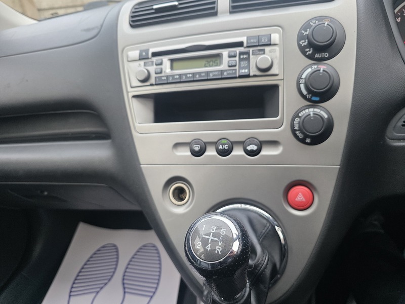 Used Honda Civic 2005 for sale - 77172767: Photo 39