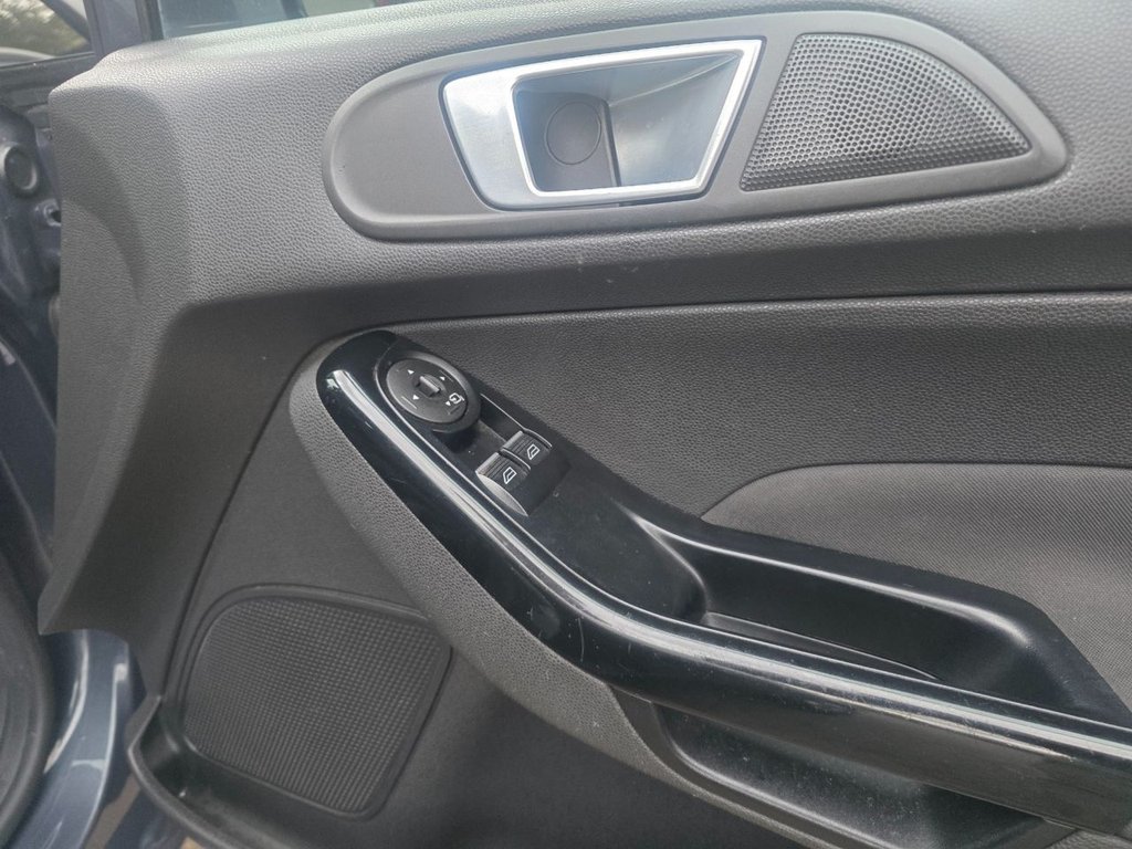 Used Ford Fiesta 2015 for sale - 76356939: Photo 27