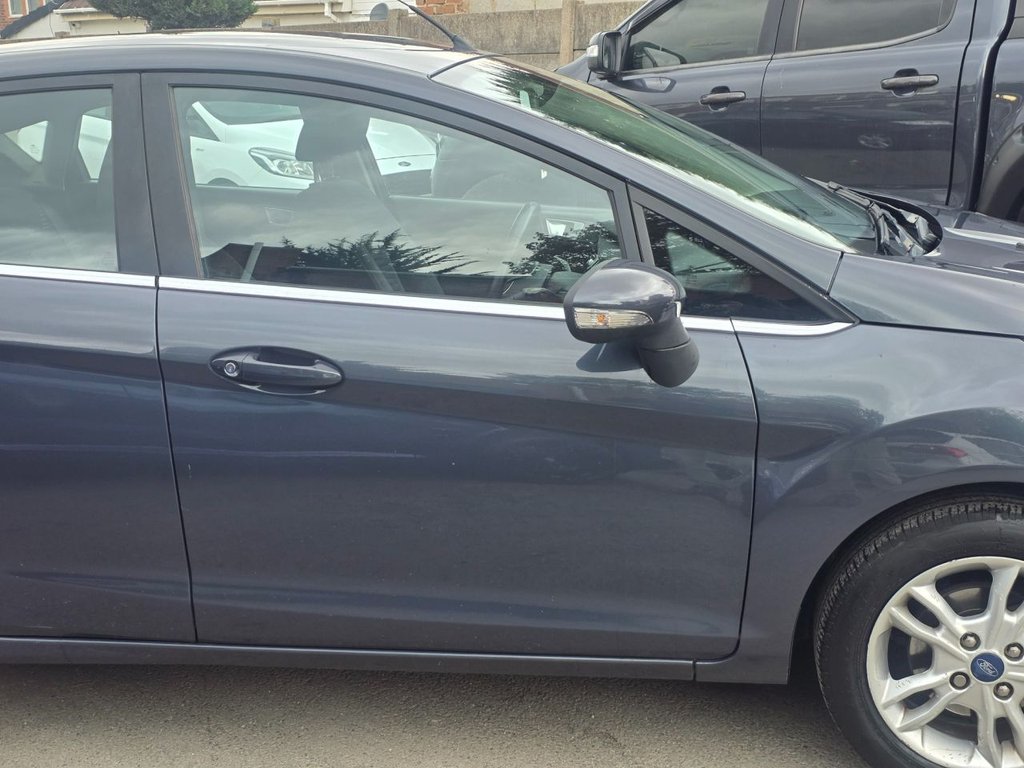 Used Ford Fiesta 2015 for sale - 76356939: Photo 5